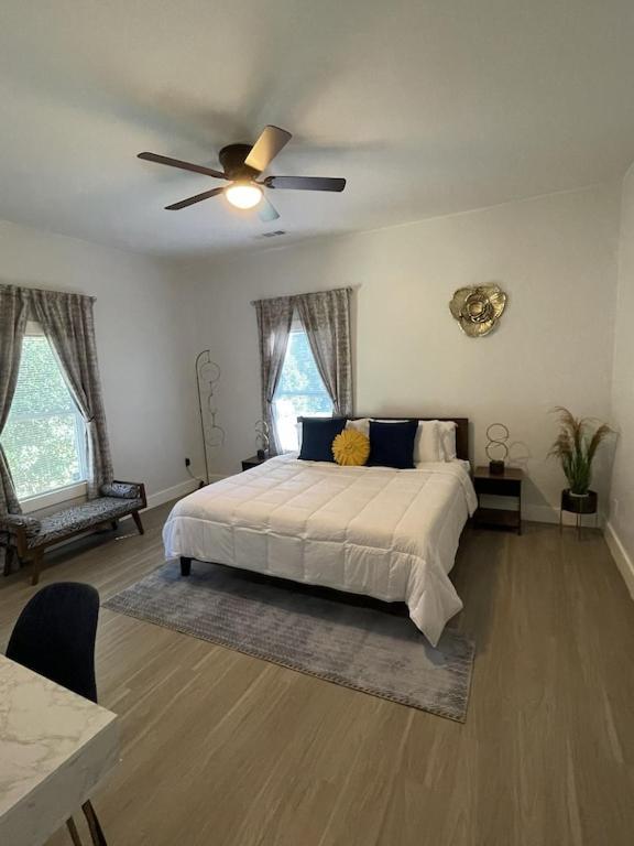 City Serenity-2Br Home Away From Home. 6 Min From Atl Airport Atlanta Zewnętrze zdjęcie